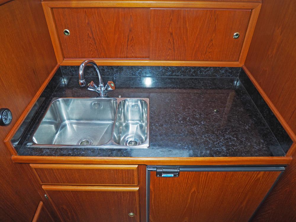 Fore ship, Accommodation